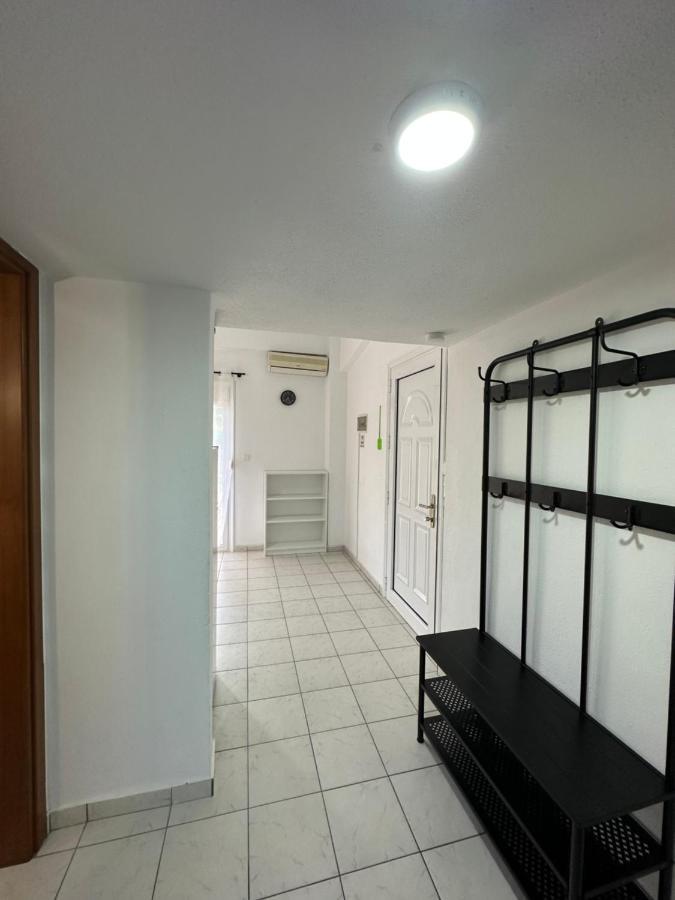 Apartments 4 You 帕利乌里翁 外观 照片