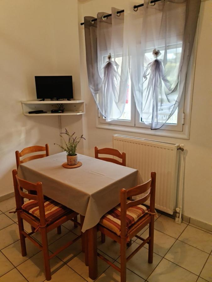 Apartments 4 You 帕利乌里翁 外观 照片
